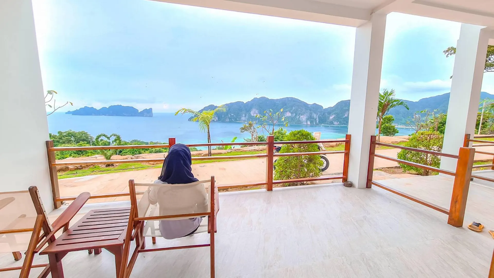 Phi Phi Mountain Beach Resort Sha Certified Ταϊλάνδη