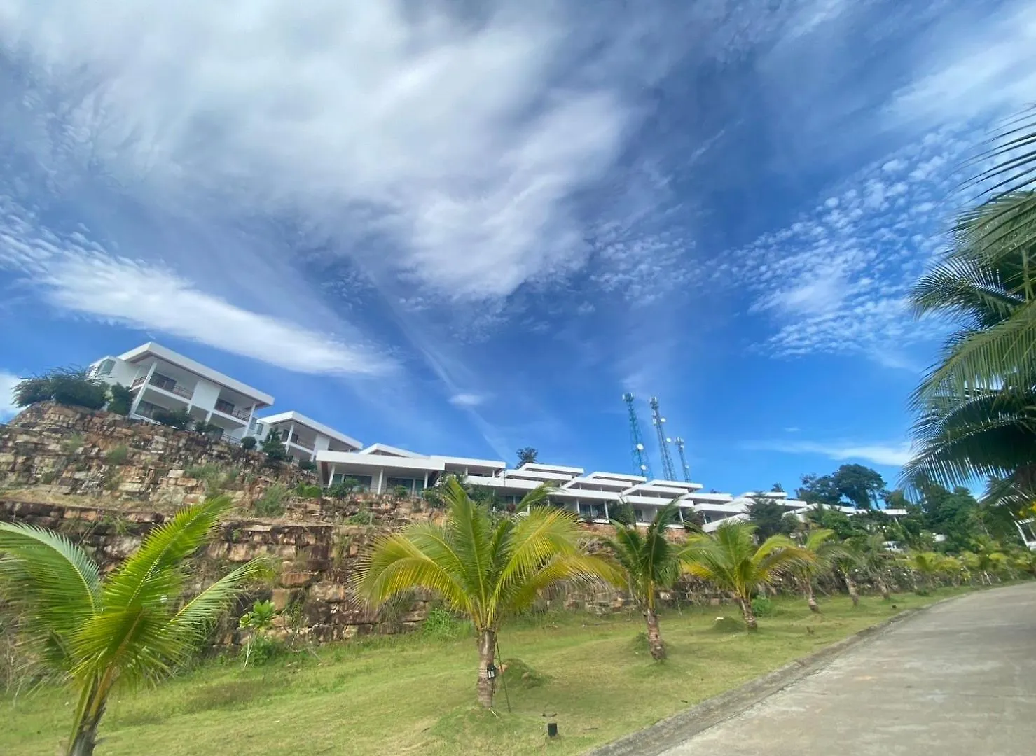 Ξενοδοχείο Phi Phi Mountain Beach Resort Sha Certified