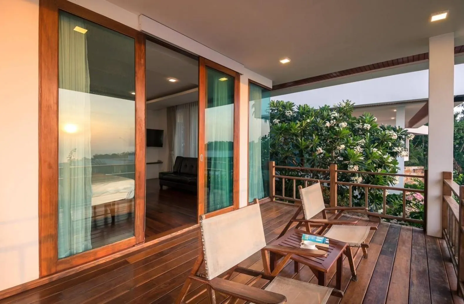 Phi Phi Mountain Beach Resort Sha Certified Ξενοδοχείο