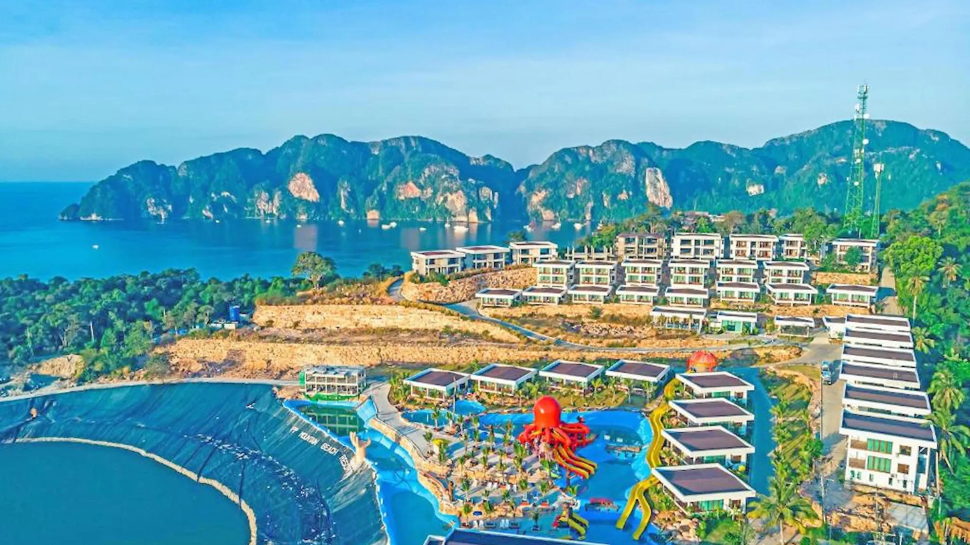 皮皮山海滩度假村及水上乐园 皮皮岛 4*,  泰国