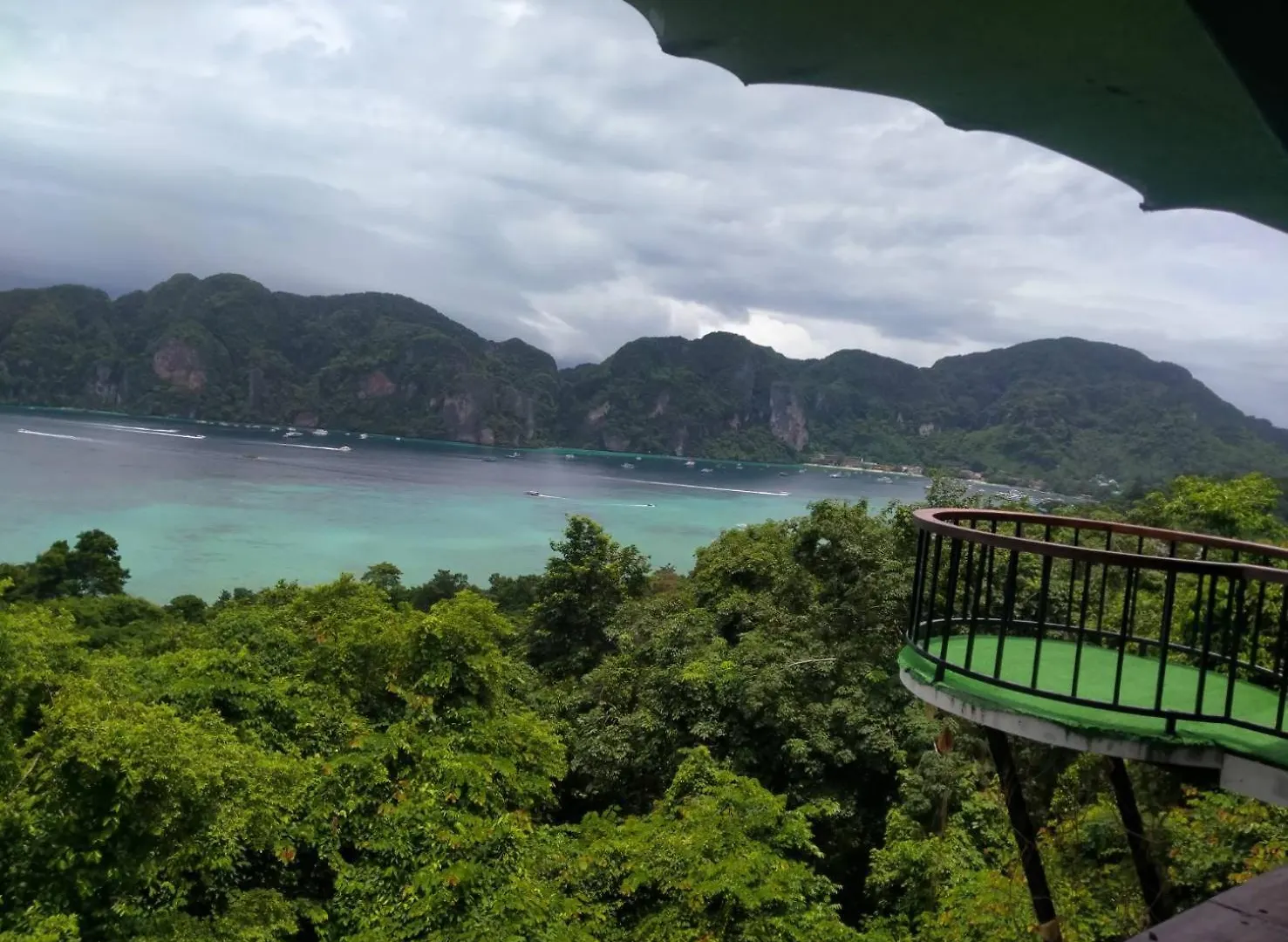**** Hotell Phi Phi Mountain Beach Resort Sha Certified Thailand
