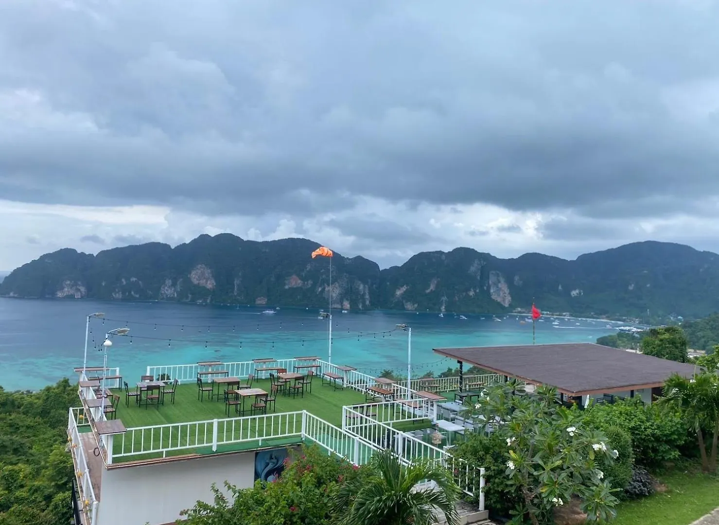 Phi Phi Mountain Beach Resort Sha Certified Phi Phi Don